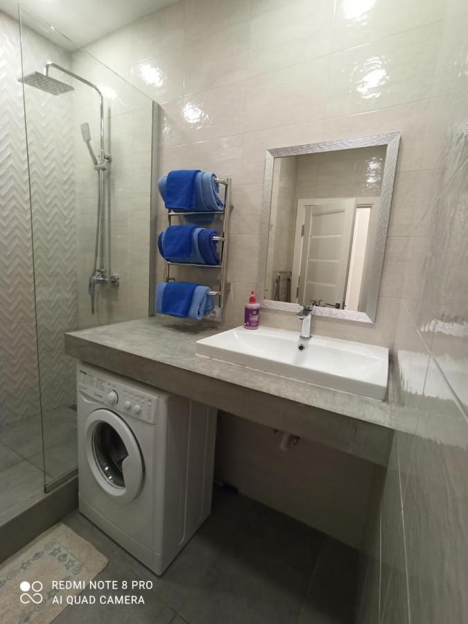 Самостоятельная Квартира Apartment Odesa Exterior foto