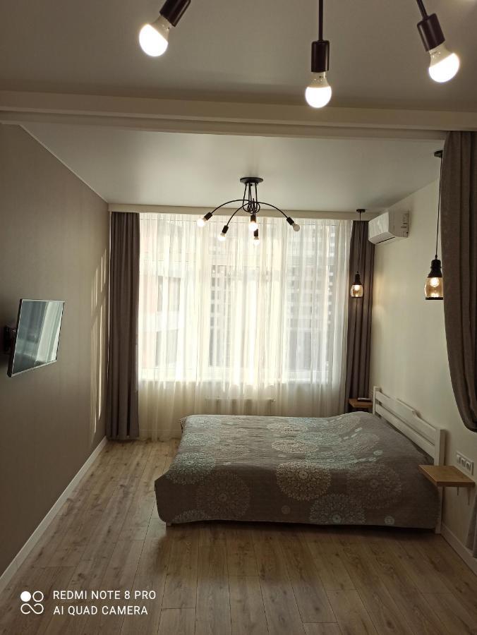 Самостоятельная Квартира Apartment Odesa Exterior foto