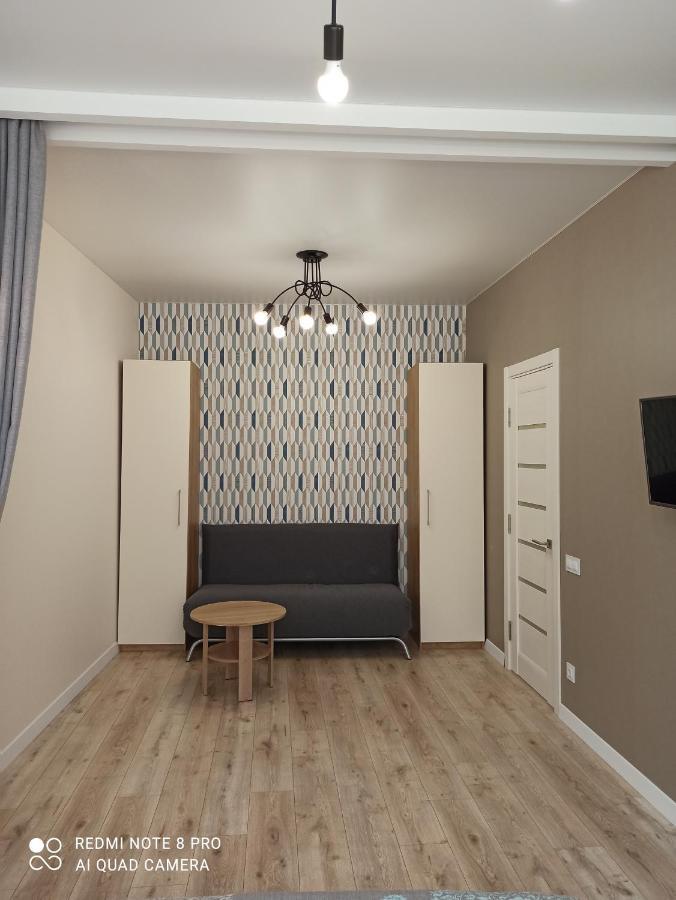 Самостоятельная Квартира Apartment Odesa Exterior foto